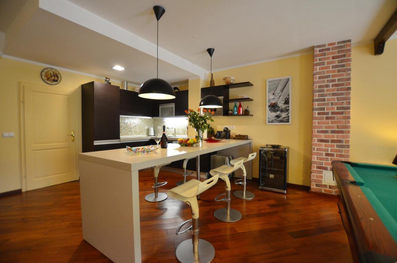 Apartment Delux 로비니 외부 사진