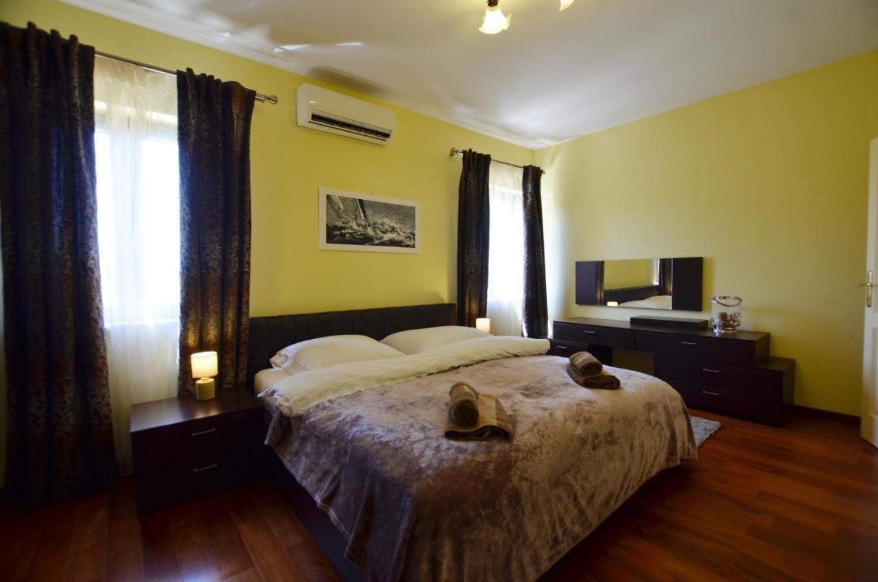Apartment Delux 로비니 외부 사진